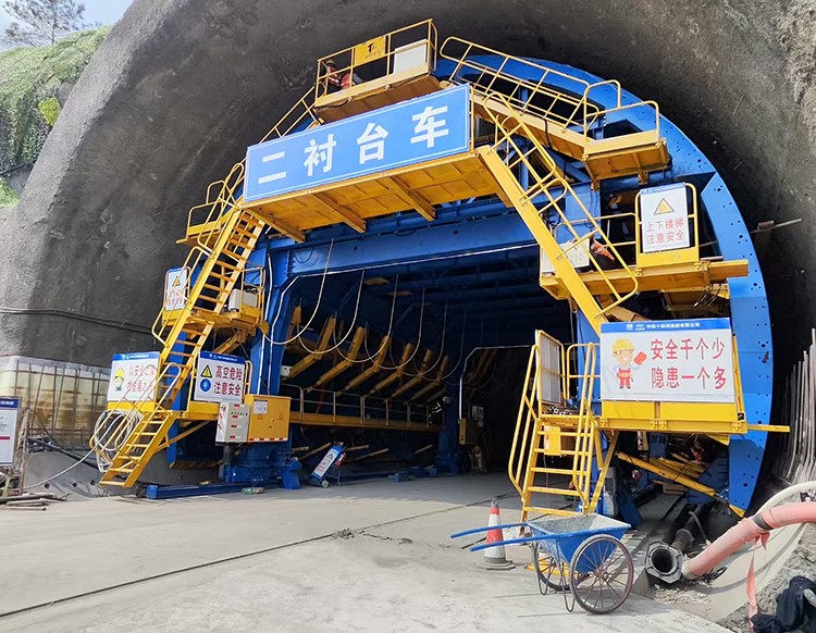 e2b5cdf1beb81ae068c0f49ba612a06